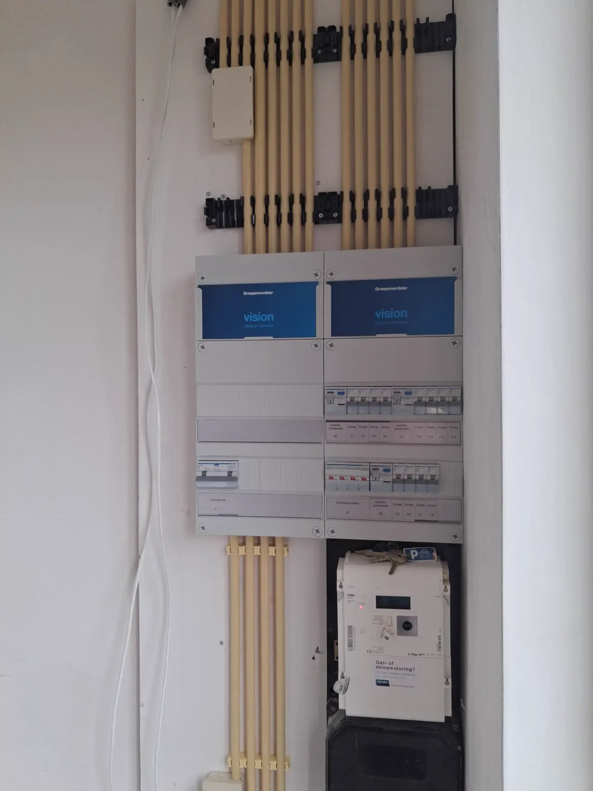 Oude stoppenkast vervangen — groepenkast geplaatst in Bussum door Zeemanelektro