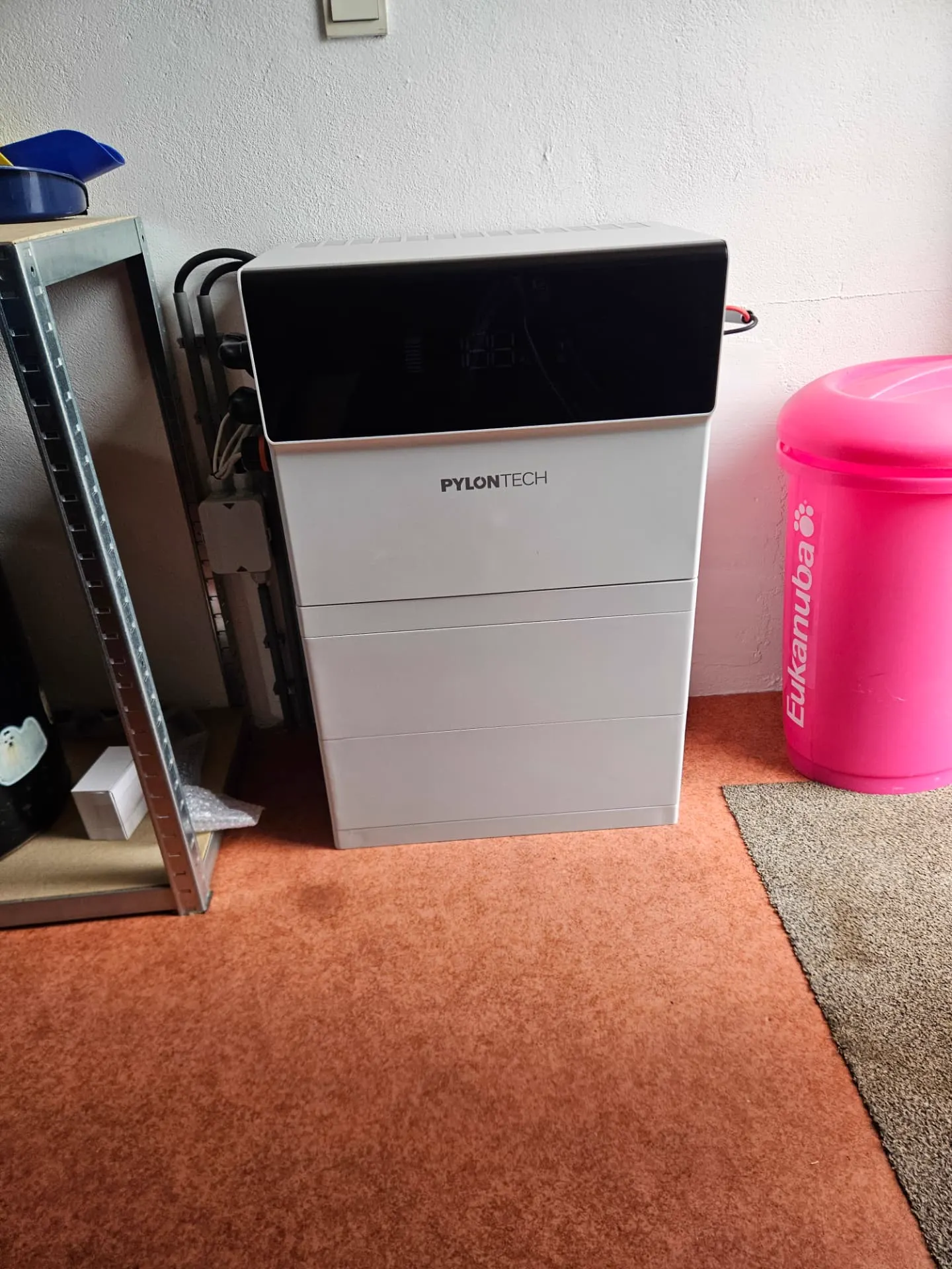 Pylontech Force H3X thuisbatterij met 10 kWh opslag in Nieuw-Amsterdam