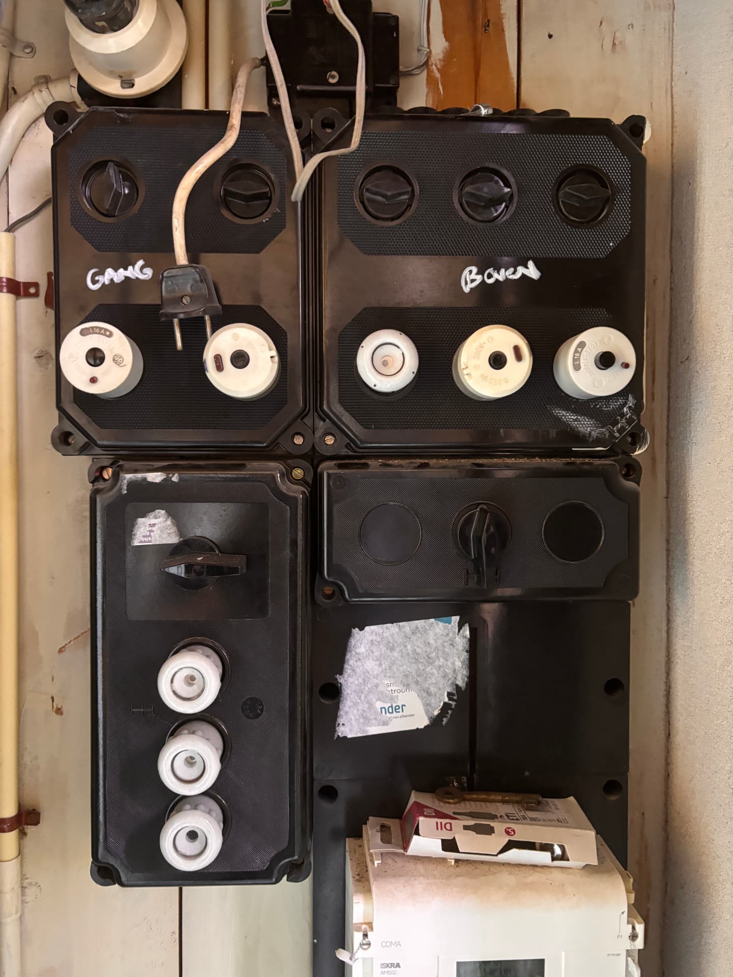 Oude stoppenkast vervangen — groepenkast geplaatst in Bussum door Zeemanelektro