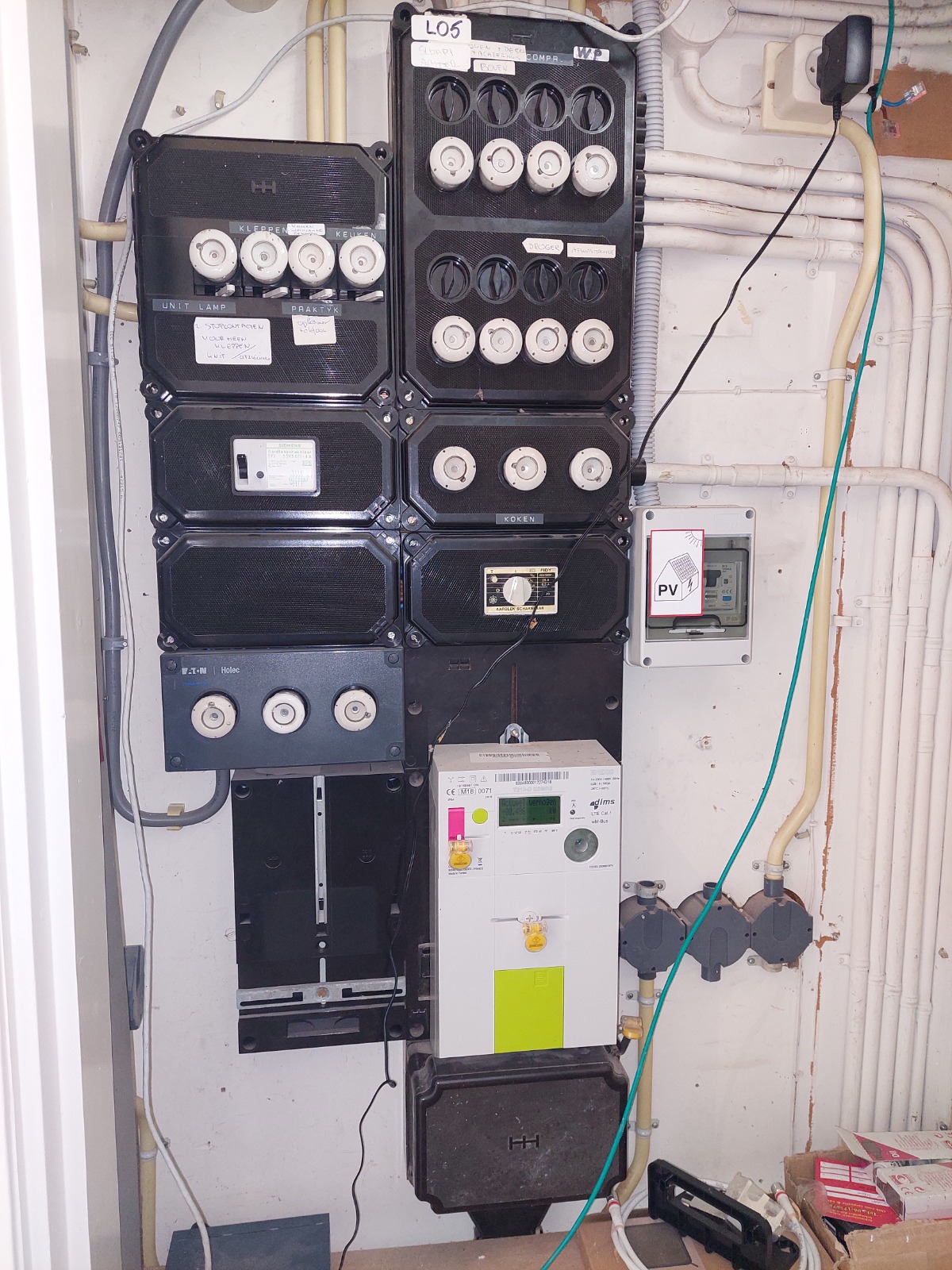 Nieuwe groepenkast installeren – Sleen — groepenkast geplaatst in Sleen door Zeemanelektro
